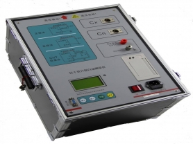 全自動(dòng)介損測試儀